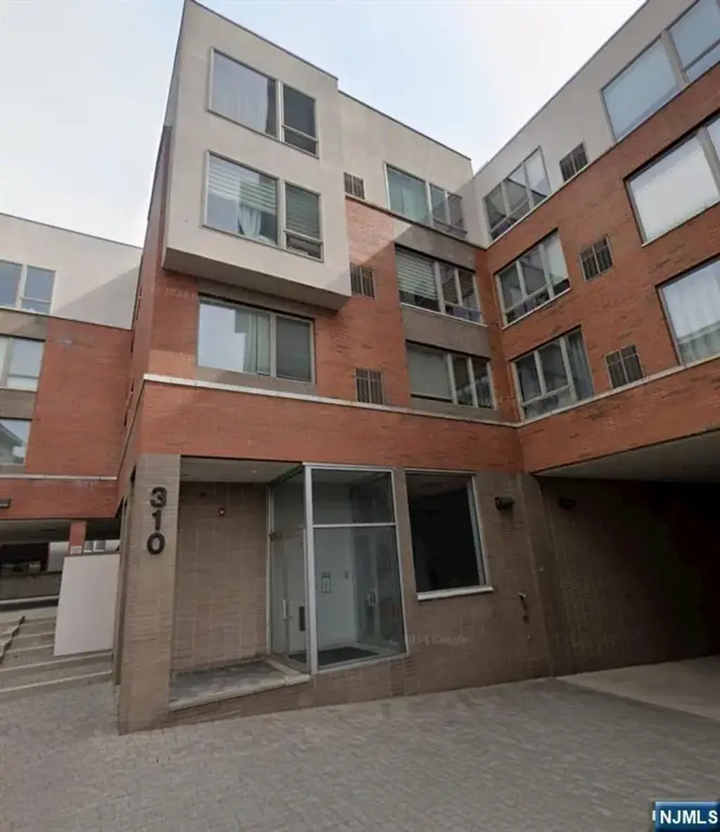 310 Cliff 2a, Cliffside Park