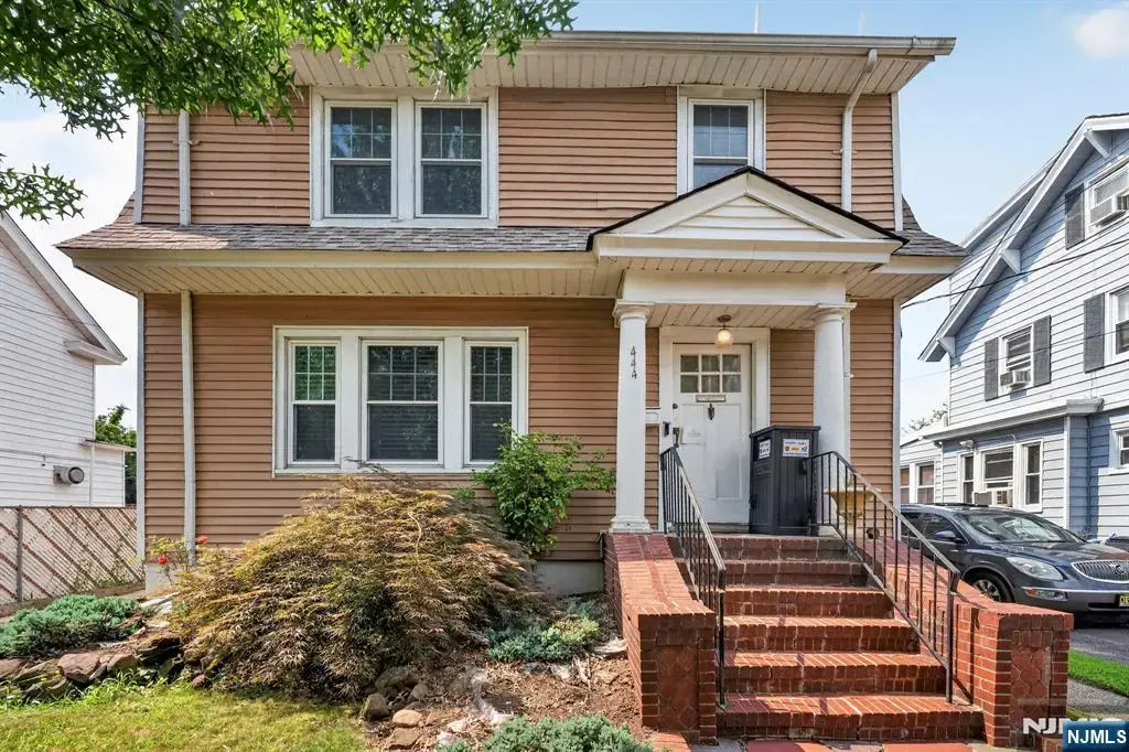 446 Clifton Avenue, Newark