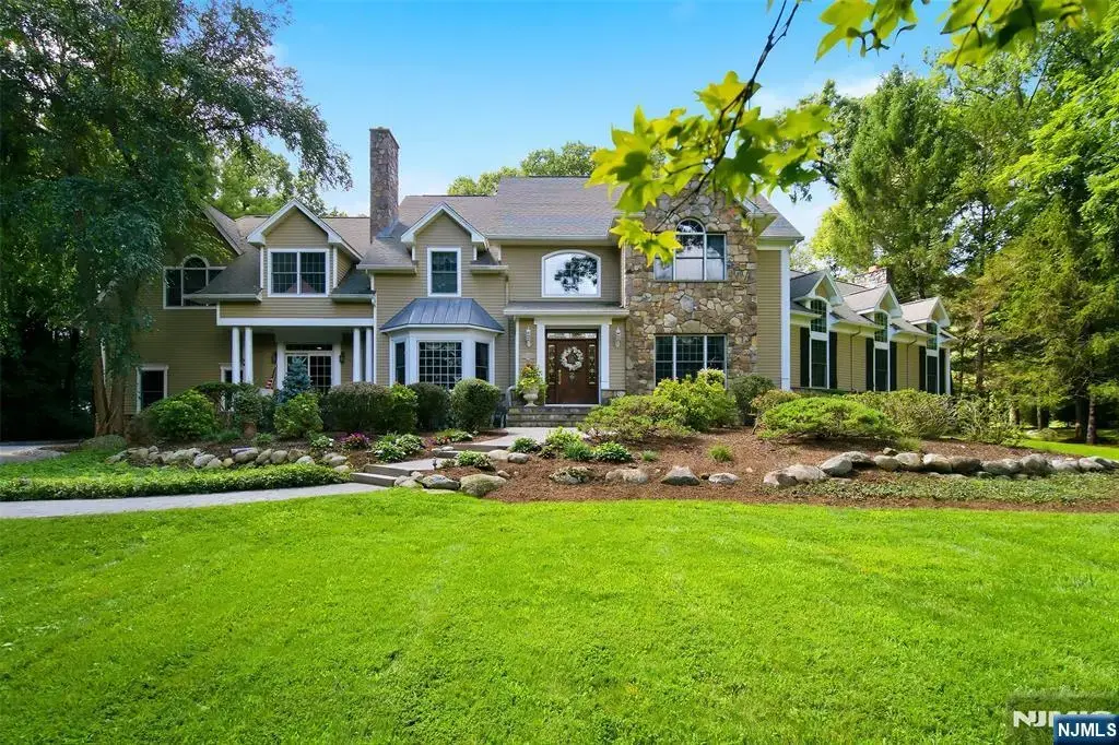 168 Birch Road, Franklin Lakes