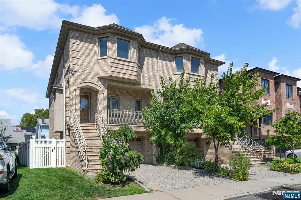 767 W End Avenue, Cliffside Park