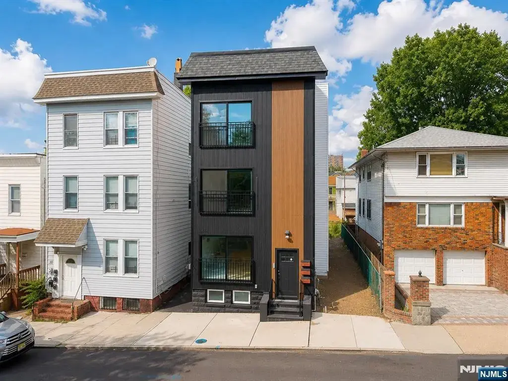 28 Grove Terrace, Irvington