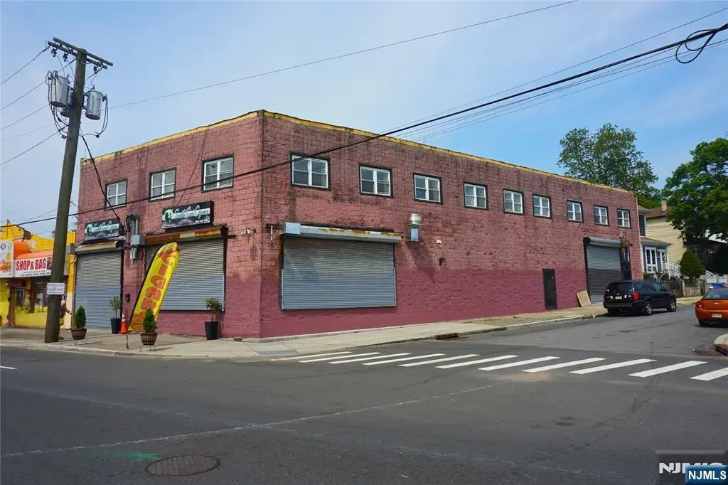 699-701 Frelinghuysen Avenue, Newark