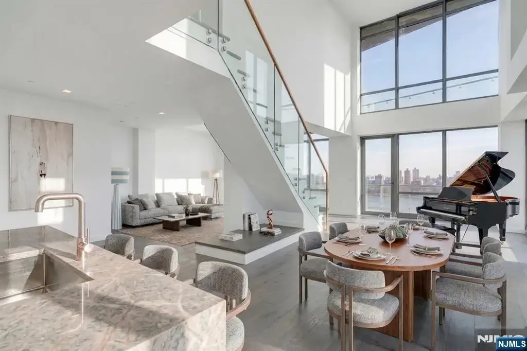 320 Adolphus Avenue 316, Cliffside Park