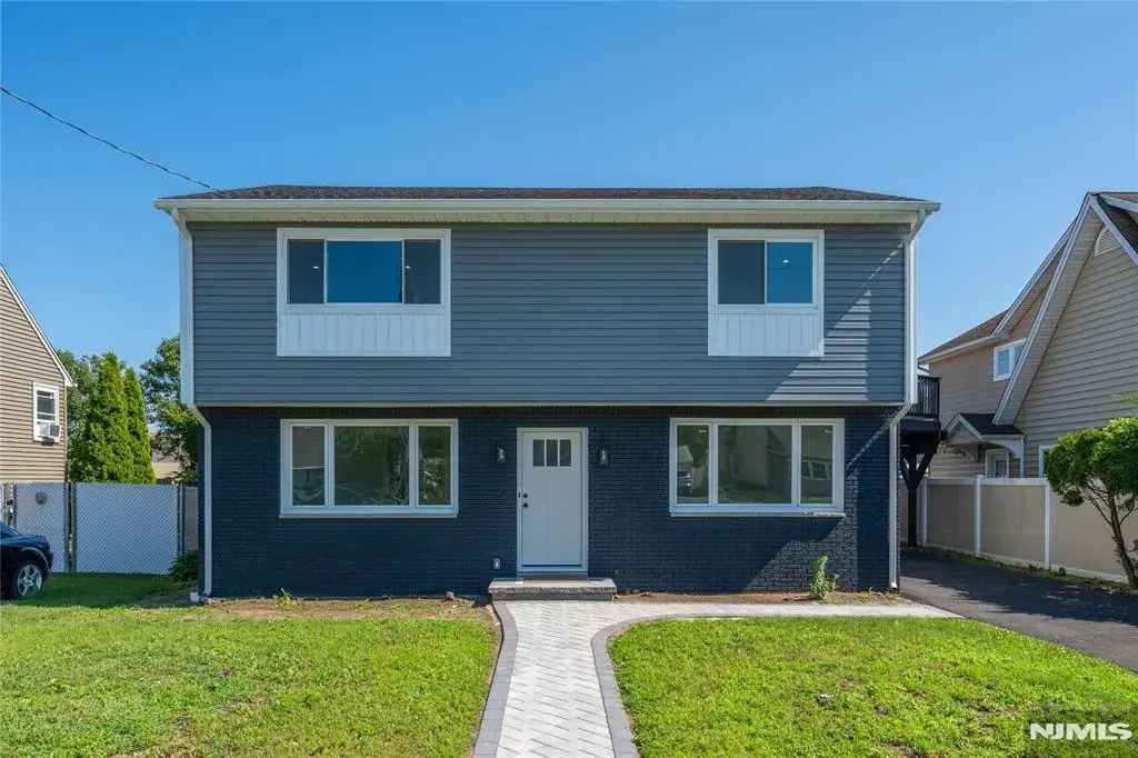 214 Alberta Drive, Saddle Brook