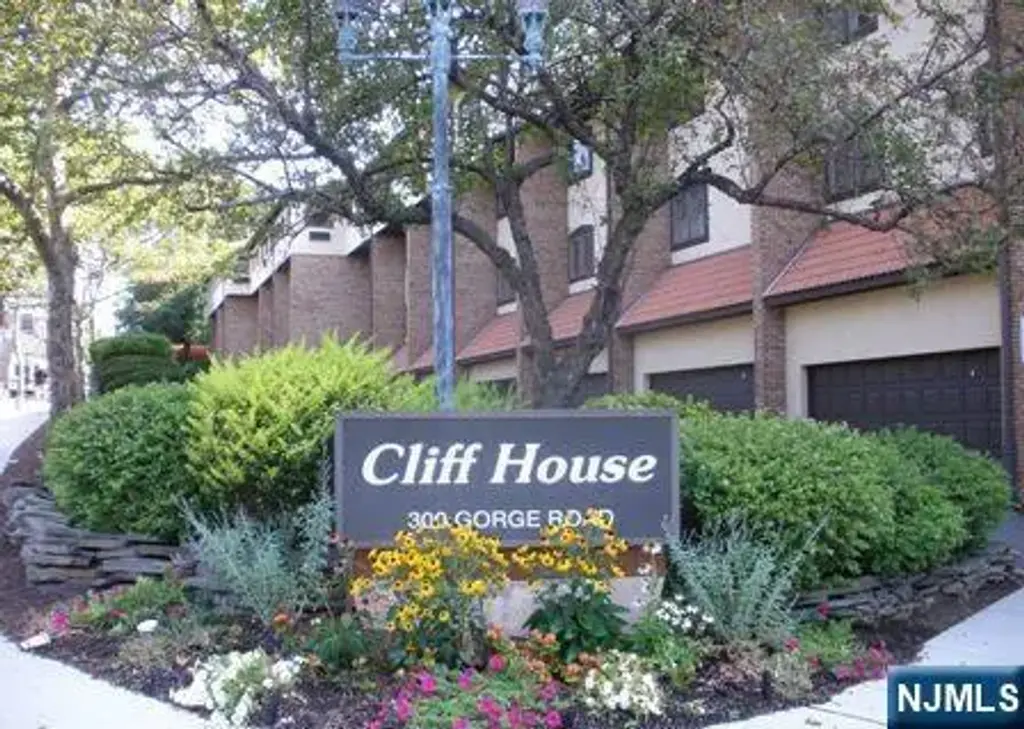 300 Gorge Road 6, Cliffside Park
