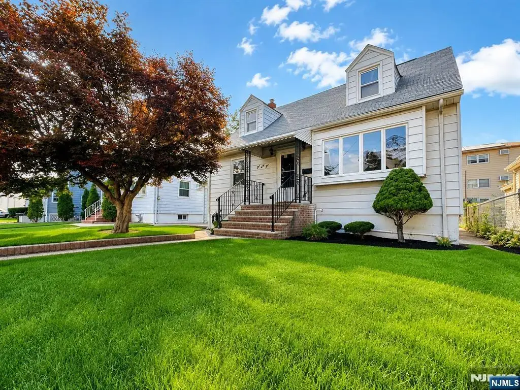 344 10th # 2, Carlstadt