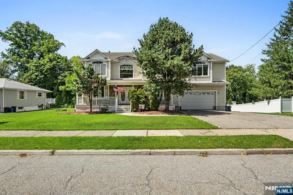 70 Farmingdale Road, Wayne