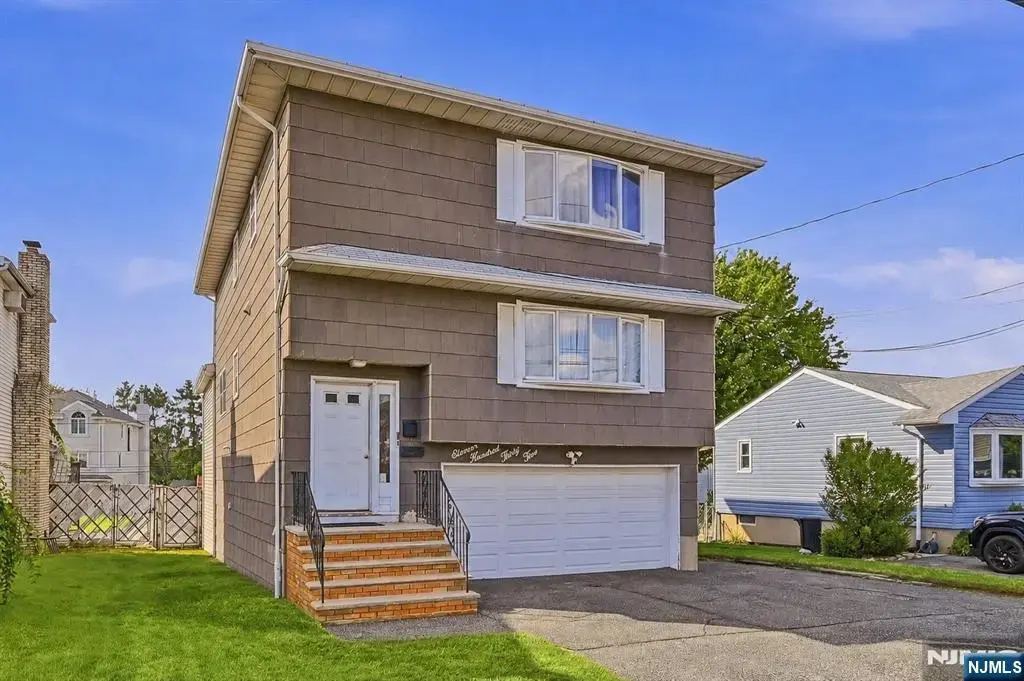 1135 Stonewall Lane, Secaucus