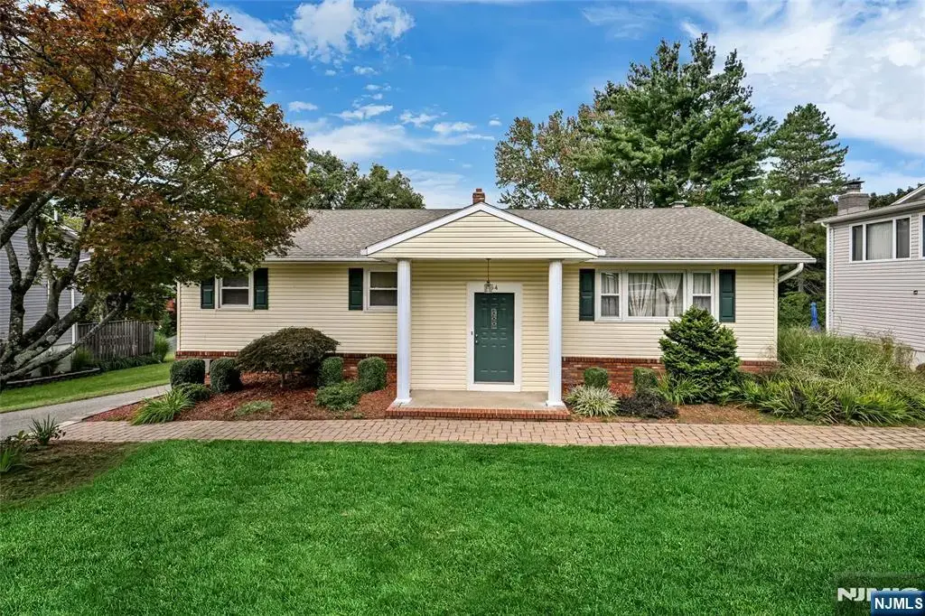 64 Tremont Terrace, Wanaque