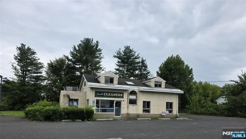 4291 Highway 516, Old Bridge