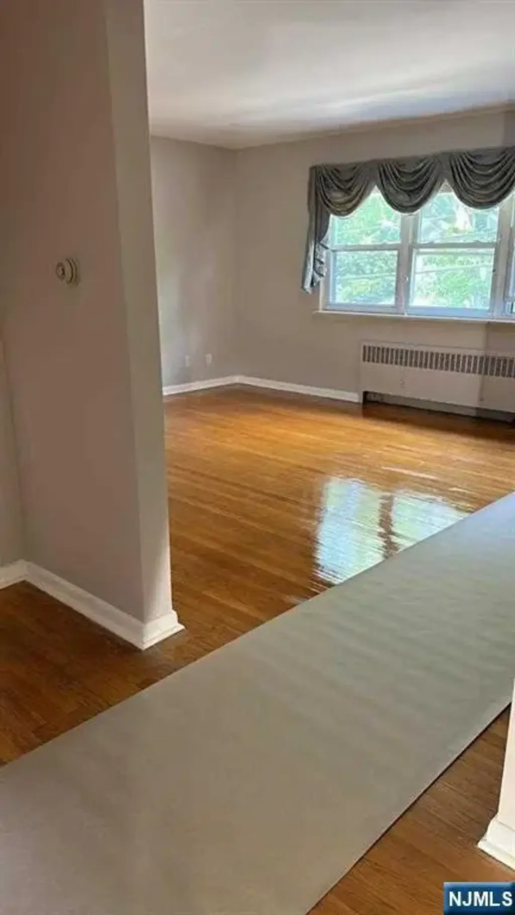 430 Beverly 2w, Teaneck