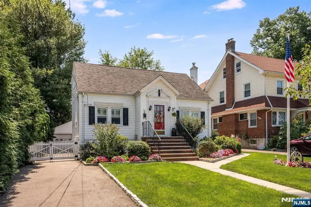 325 Terhune Avenue, Passaic