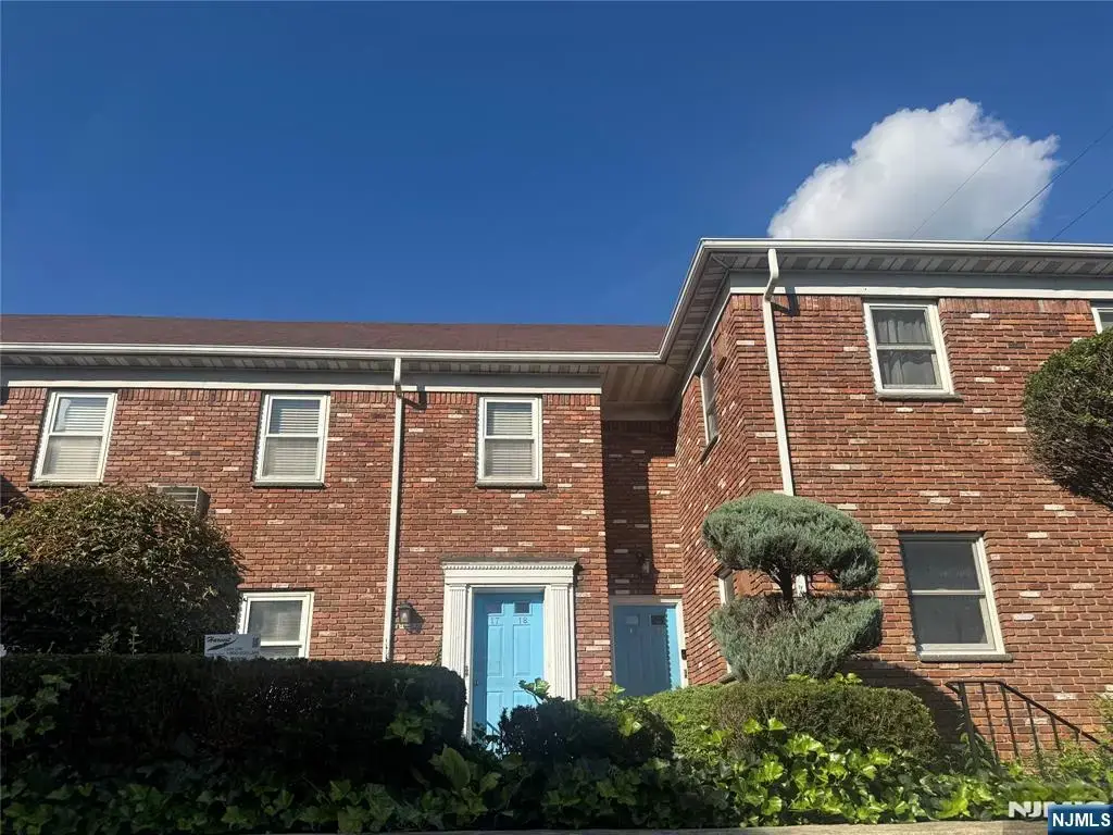 55 Schuyler 19, North Arlington
