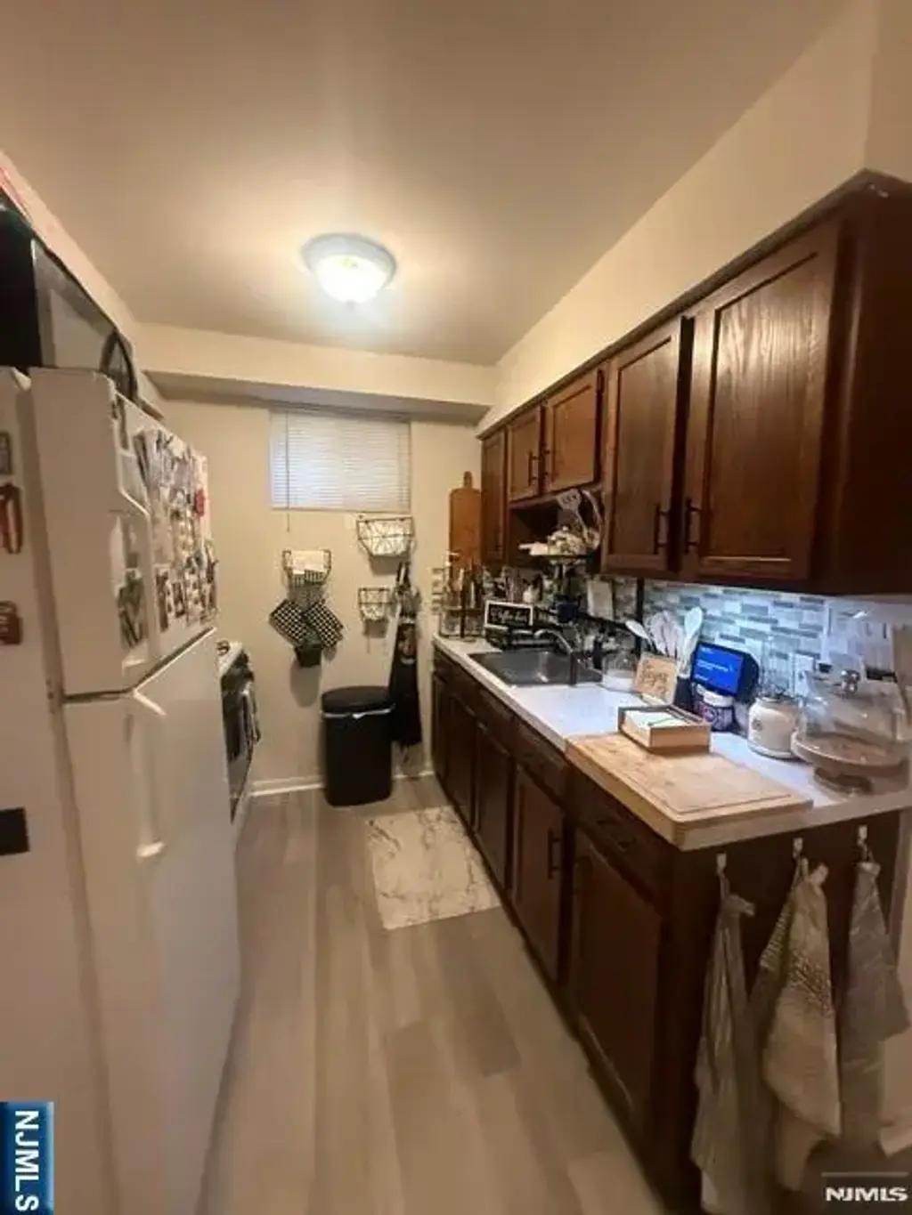 279 Chestnut 10, Nutley