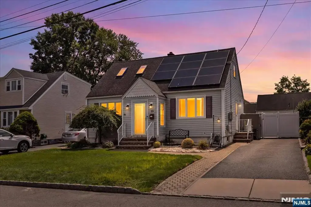 19 Overhill Road, Belleville