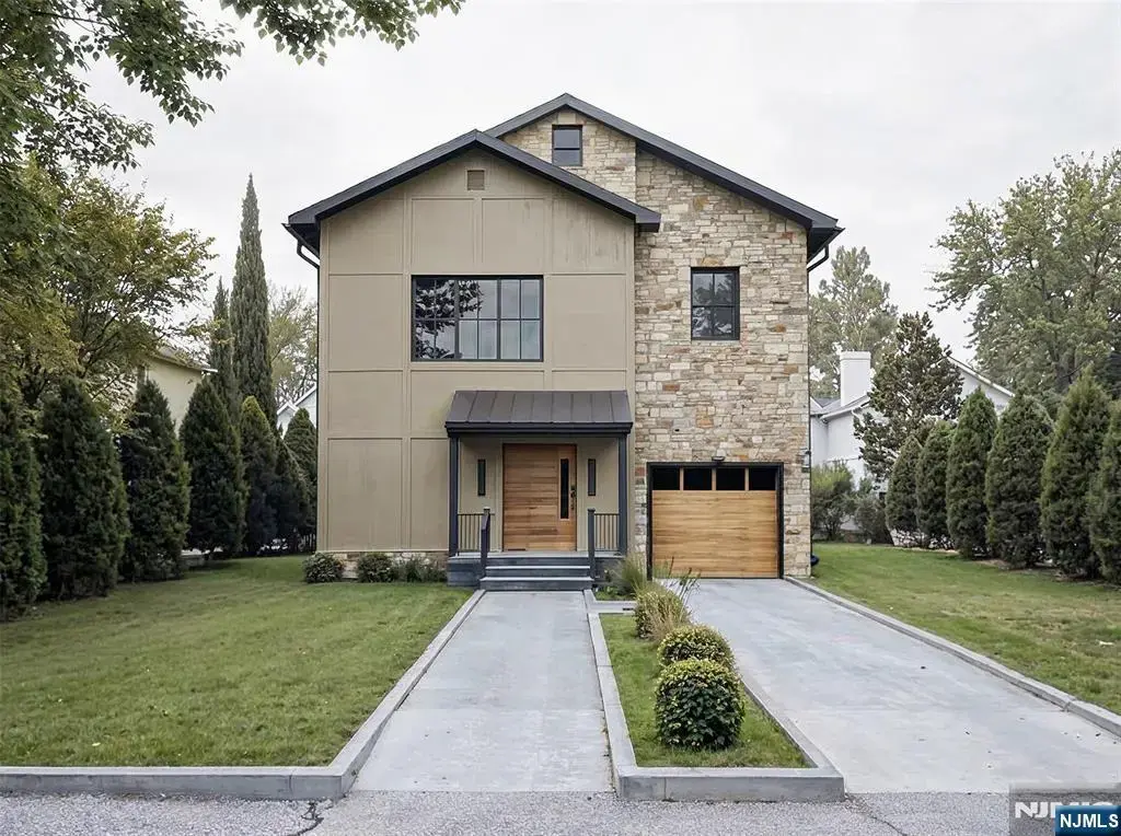 64 Eagle Avenue, New Milford