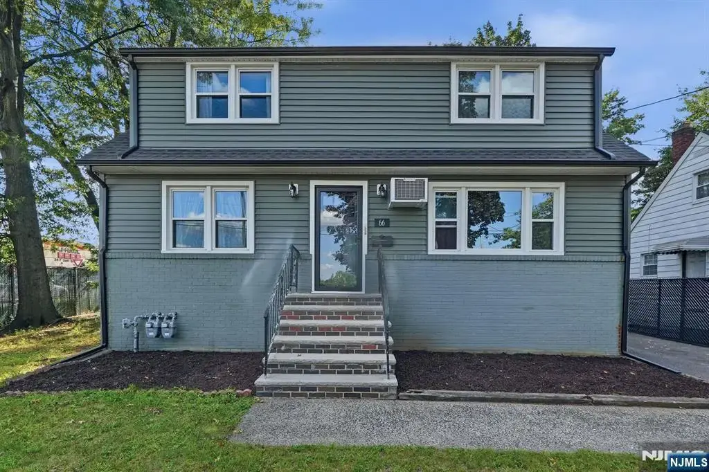 66 Ray Street, Elmwood Park