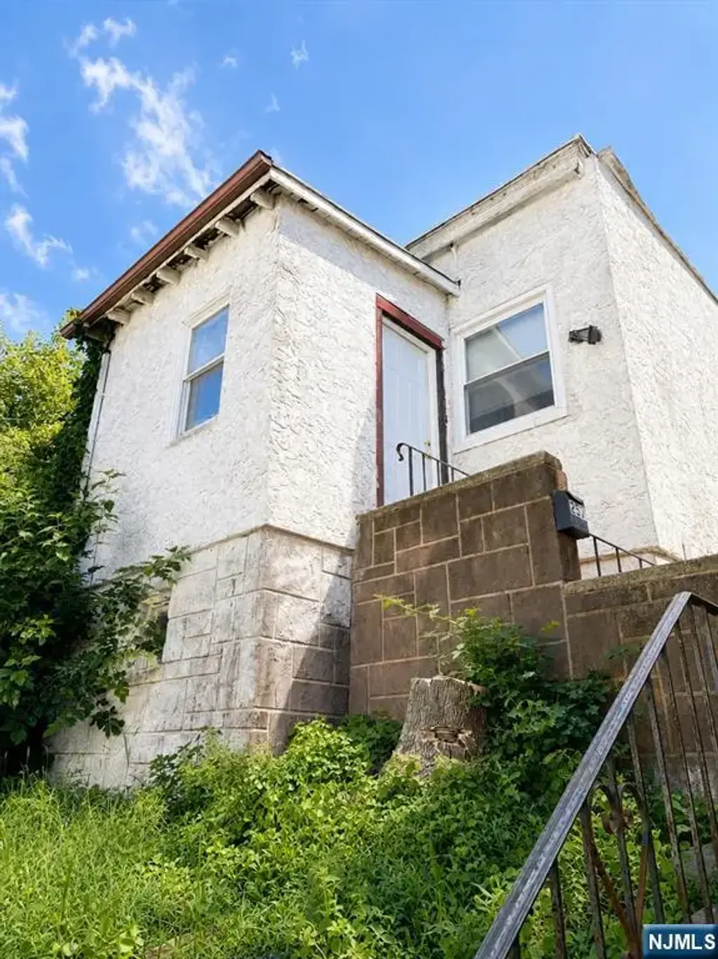 252 12th, Palisades Park