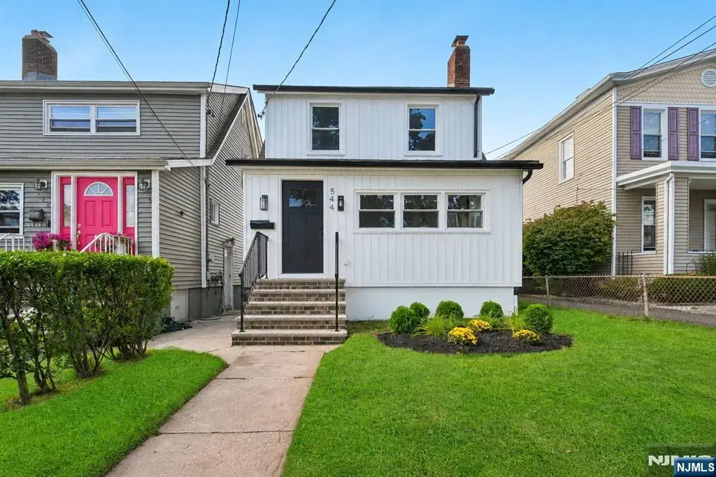 544 1st Street, Carlstadt