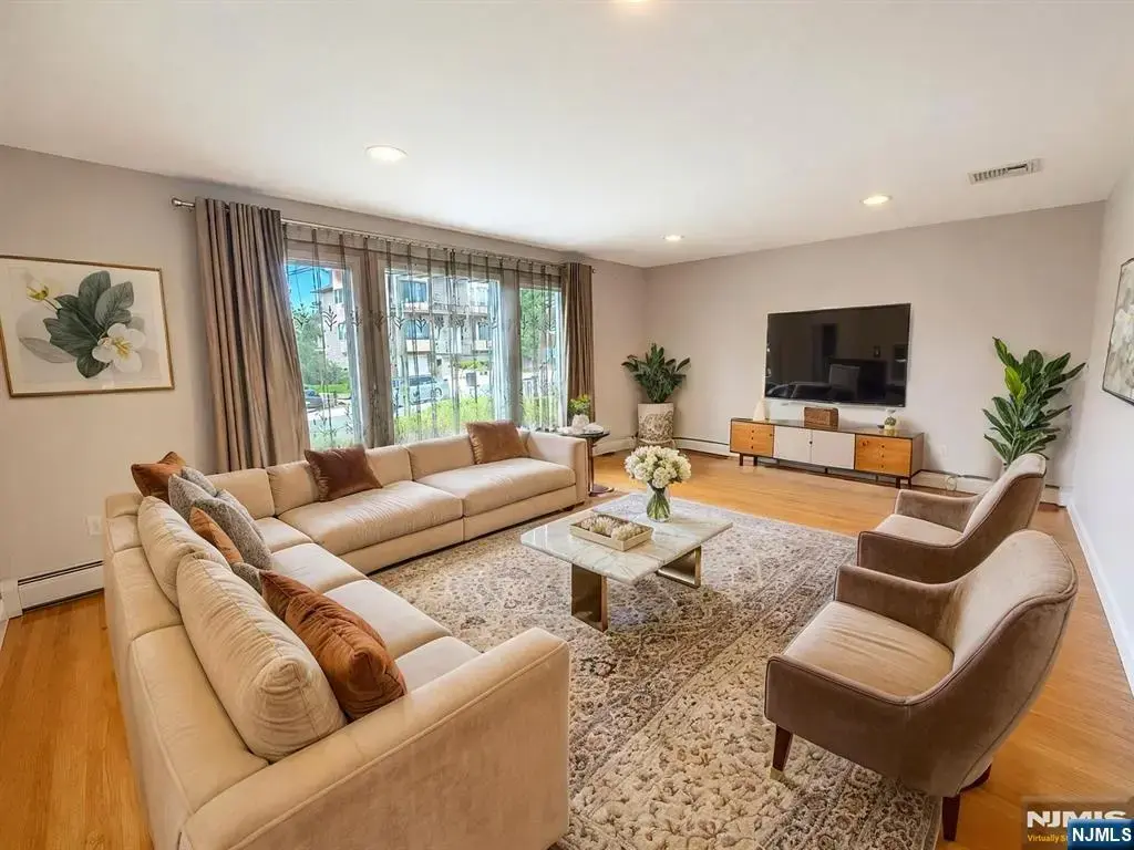 217 Slocum, Fort Lee