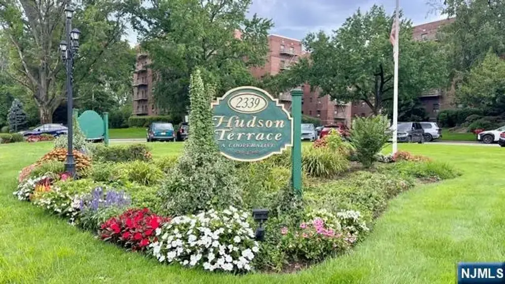 2333 Hudson E5, Fort Lee