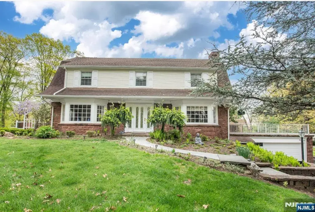 839 Rifle Camp Road, Woodland Park