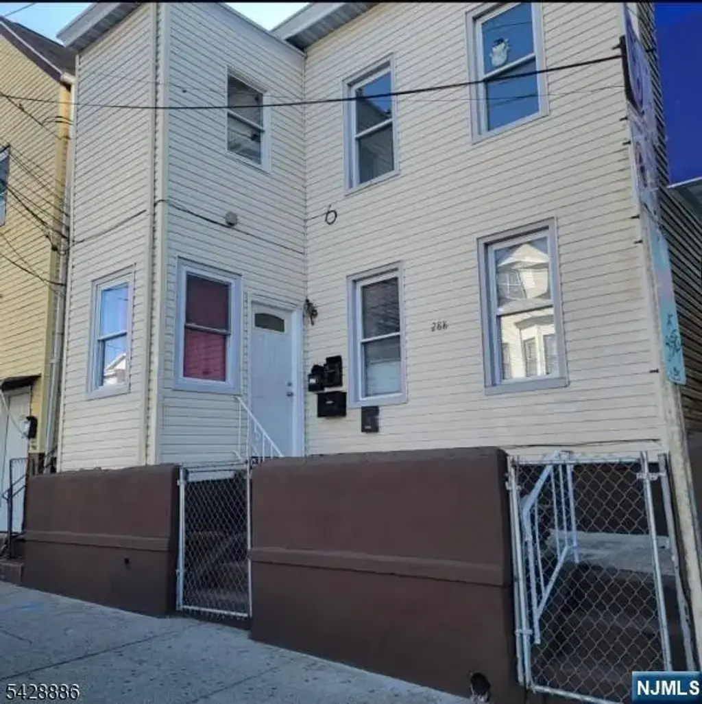 288 Totowa Avenue, Paterson