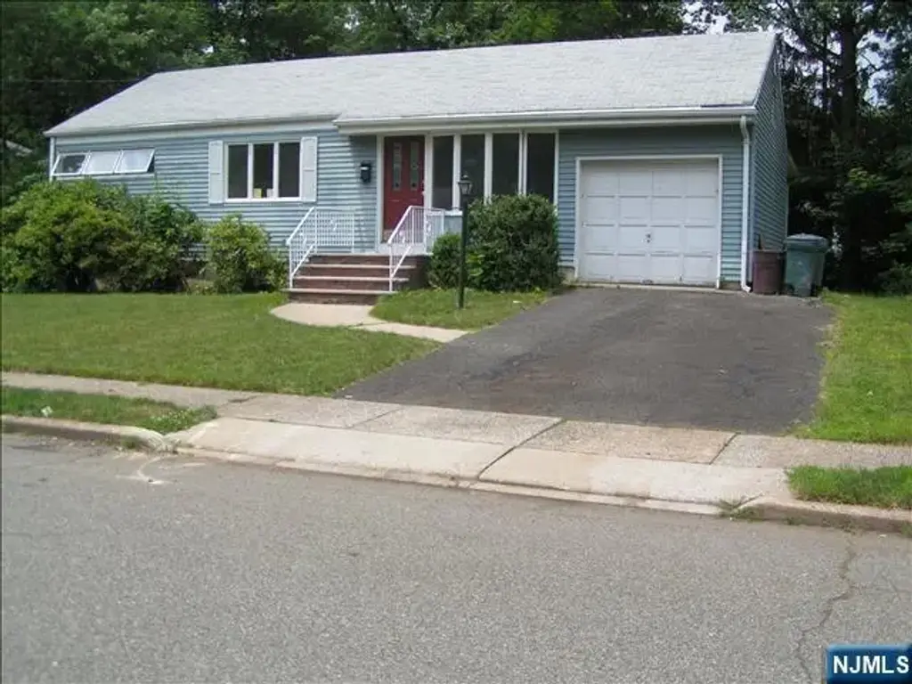 16-06 Jordon, Fair Lawn
