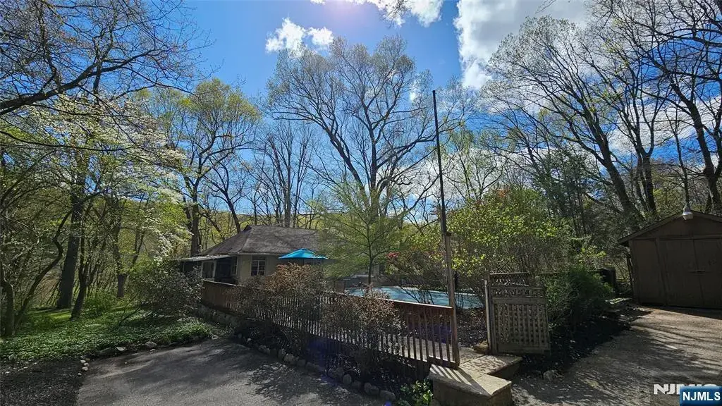 540 Paterson Hamburg Turnpike, West Milford