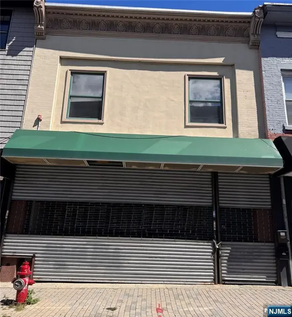 67 Main Street 1 Store Front, Paterson