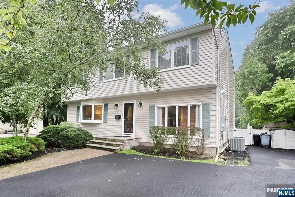 593 Westwood Avenue, River Vale