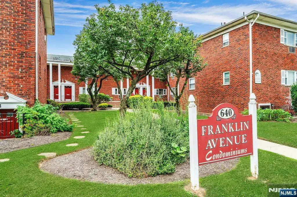 640 Franklin 1, Nutley
