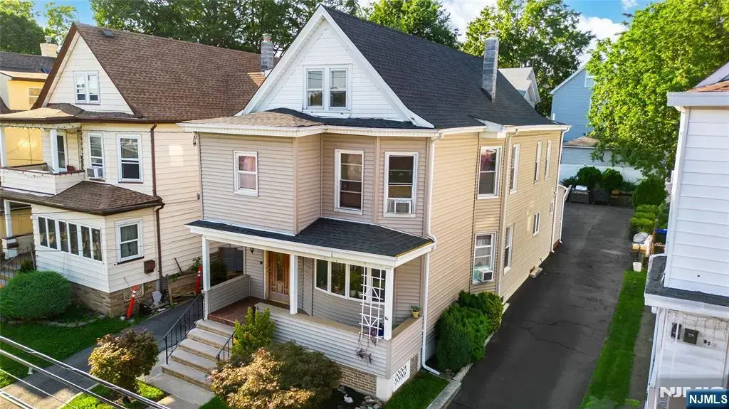 114 Hadley Avenue, Clifton