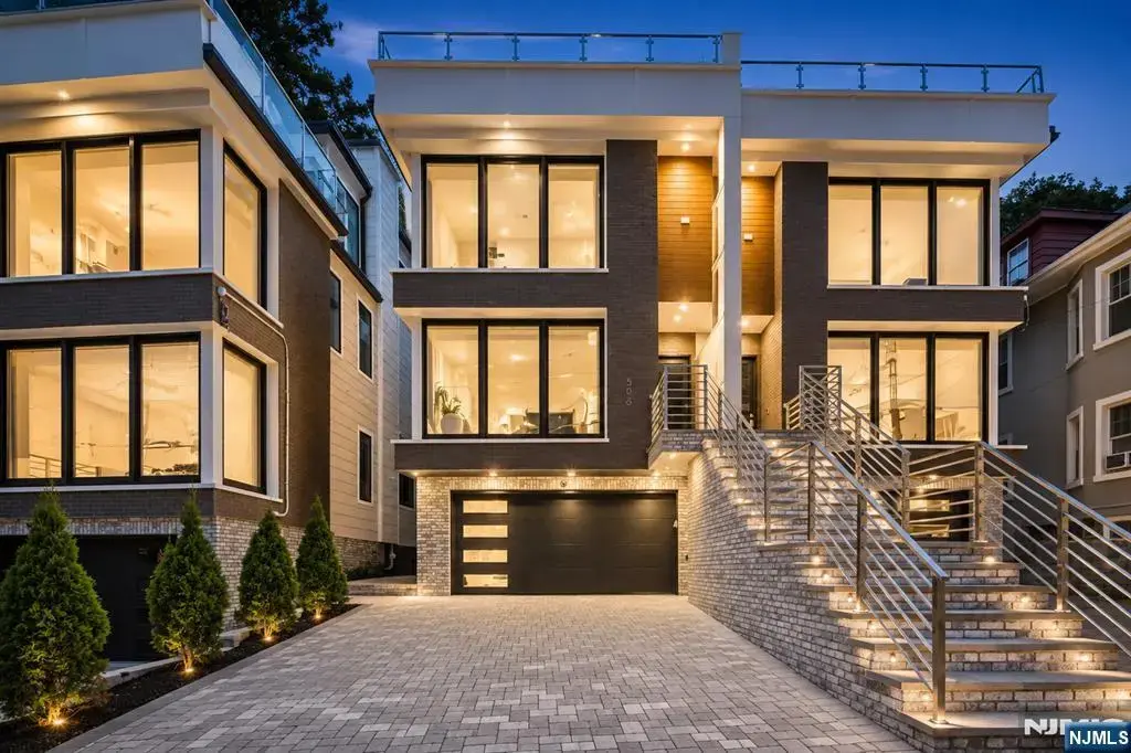 506 Undercliff Avenue, Edgewater