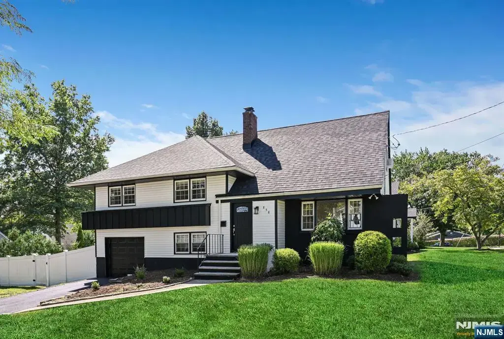 858 Barbara Drive, Teaneck