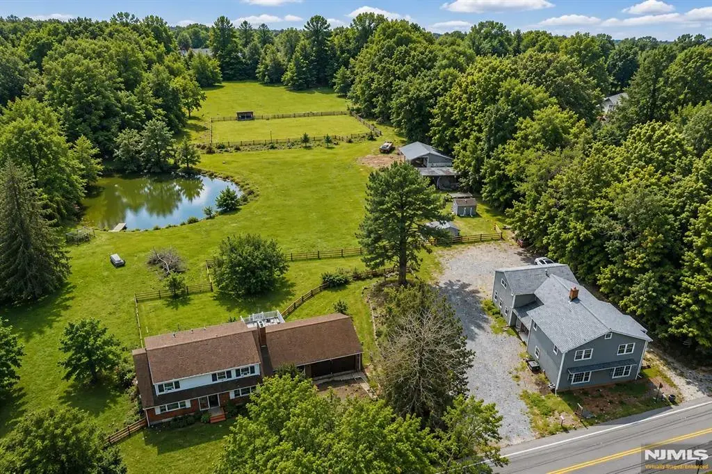 107 Woodcliff Avenue, Woodcliff Lake