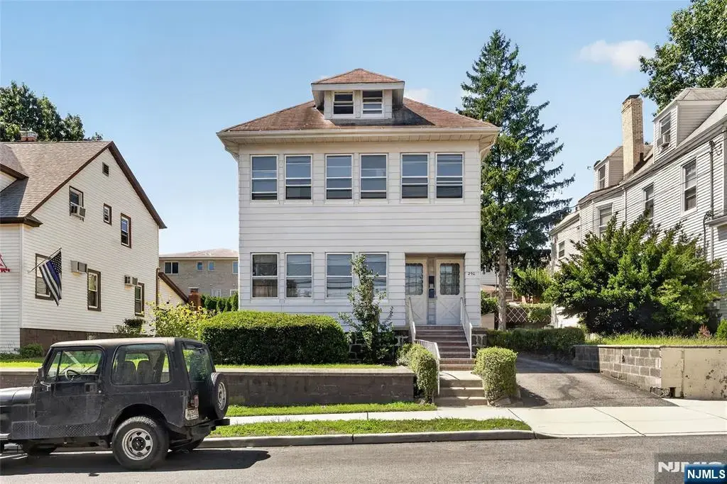 290 Lafayette 2, Cliffside Park