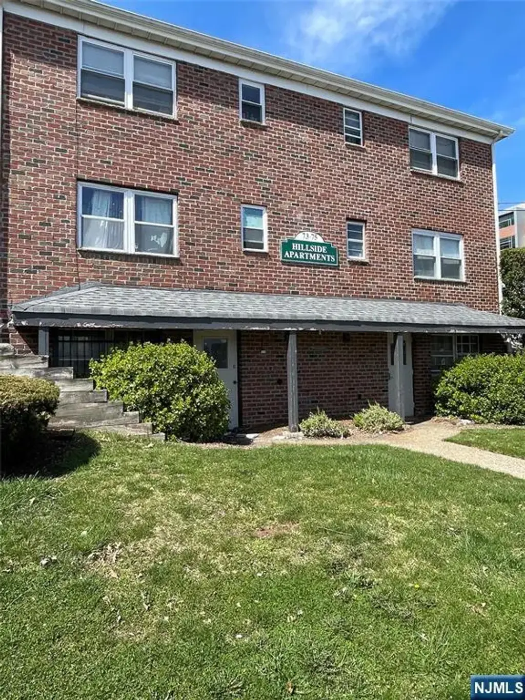 75 1st 12, Hackensack