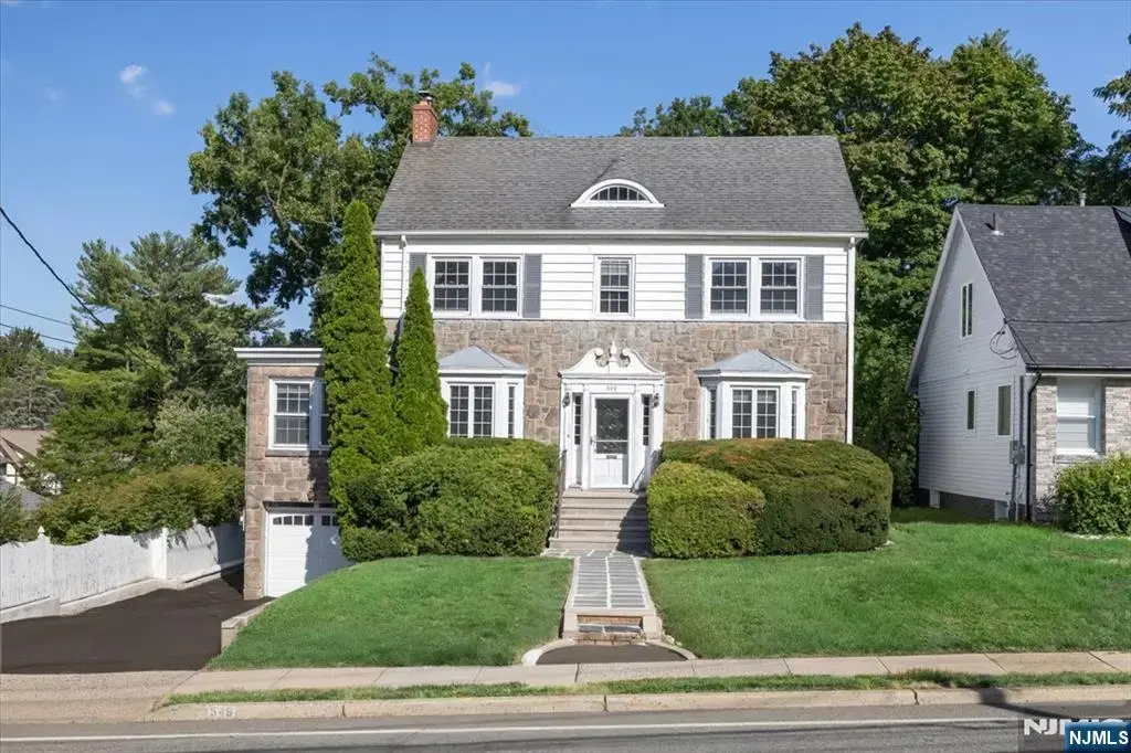 549 Lincoln Avenue, Glen Rock