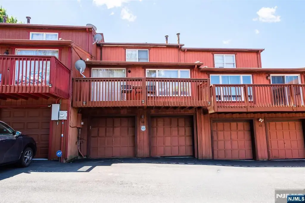 233-12 Nesbit Terrace, Irvington