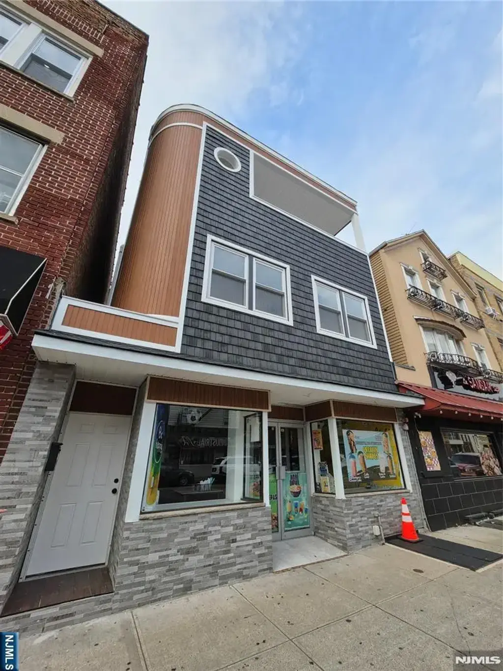 232 Harrison, Harrison