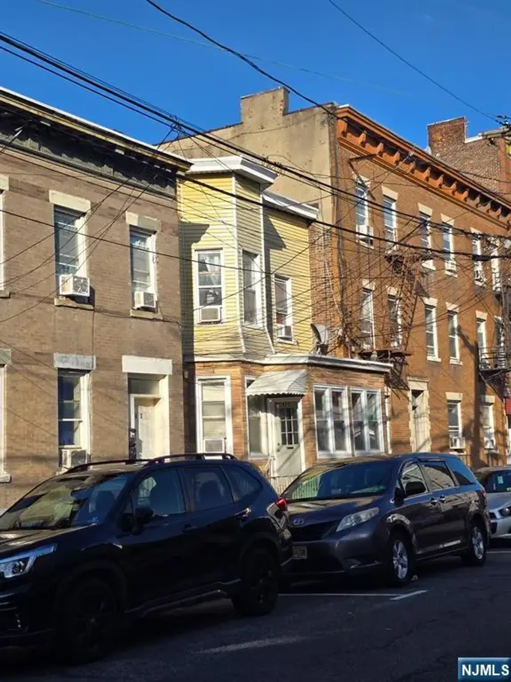 424 56th 2nd Fl, West New York