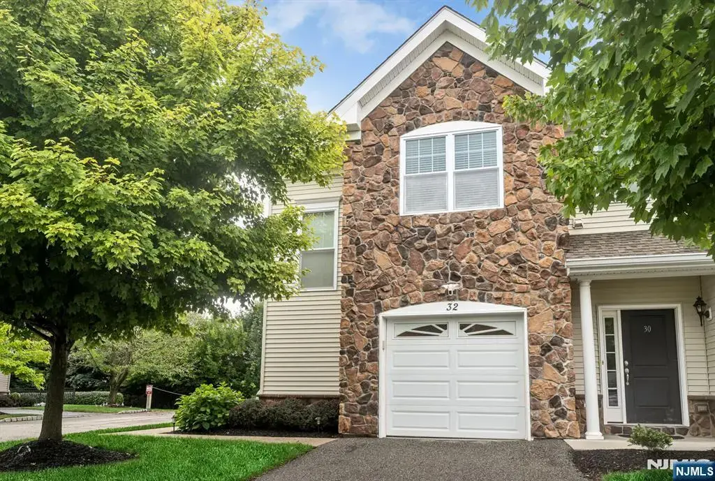 32 Dogwood Lane, Wanaque
