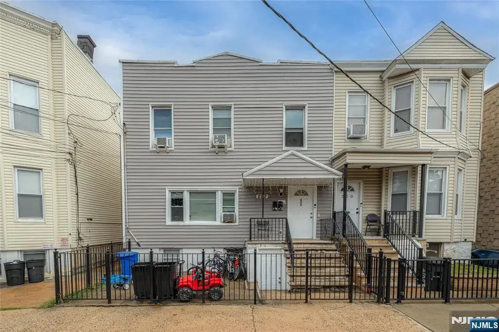 222 Bowers Street, Jersey City