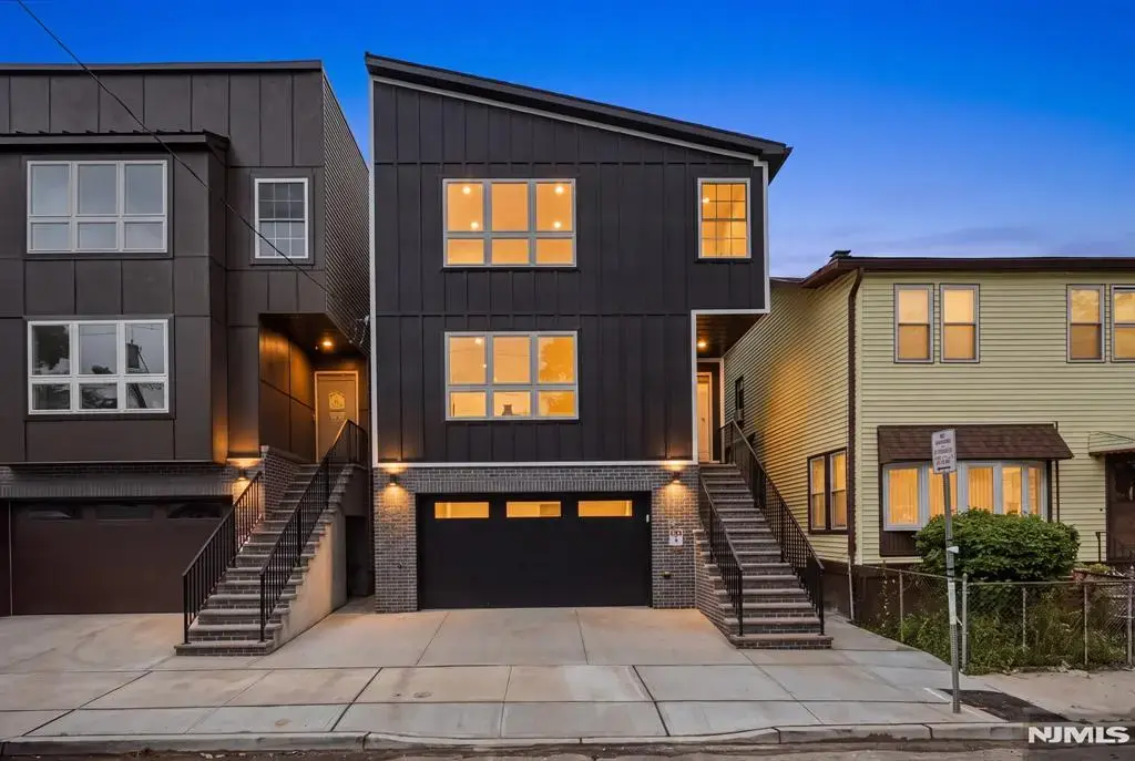 39 Grand, Newark