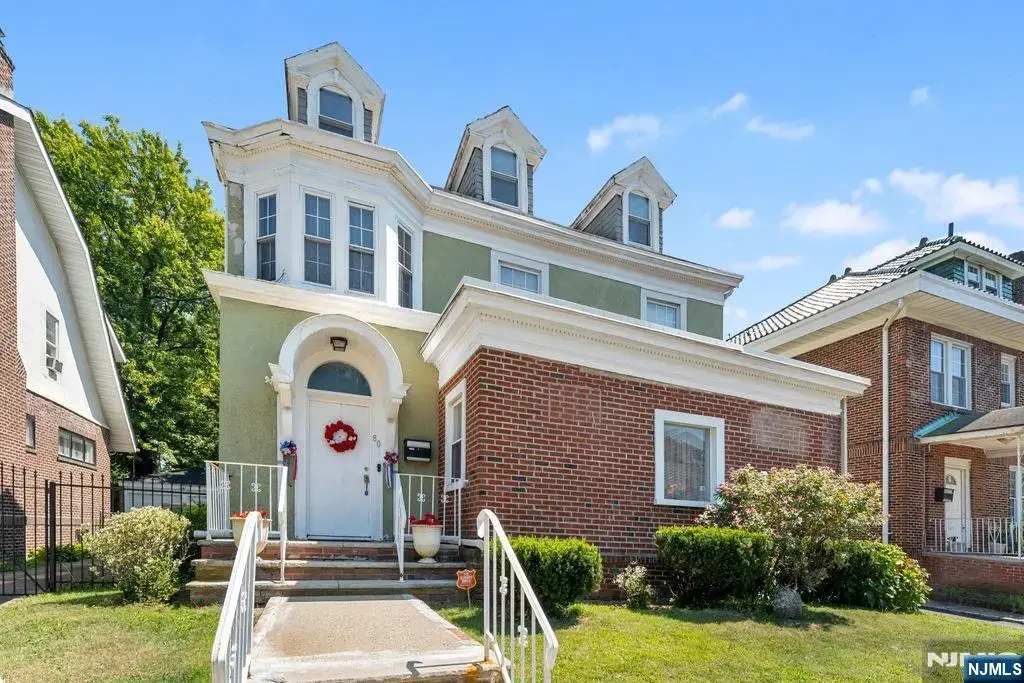 78-80 Girard Place, Newark