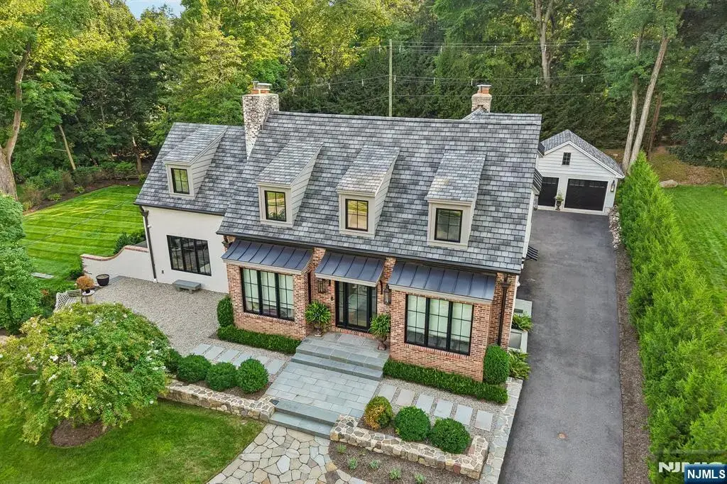 71 Gilbert Road, Ho-Ho-Kus