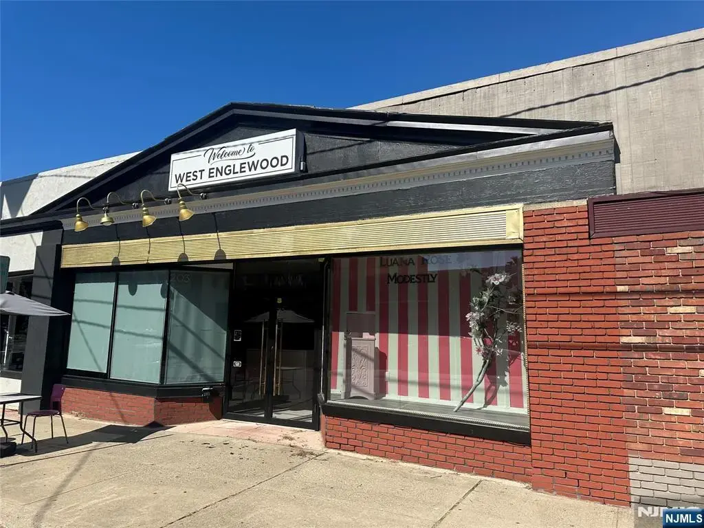 203 W Englewood, Teaneck