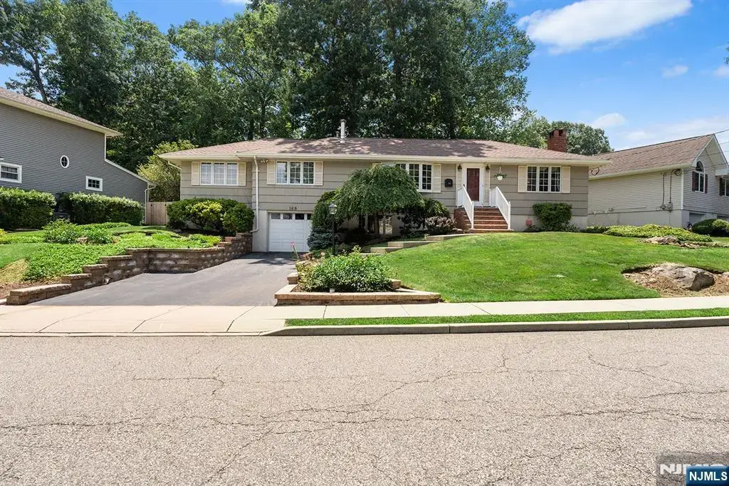 168 Rafkind Road, Bloomingdale