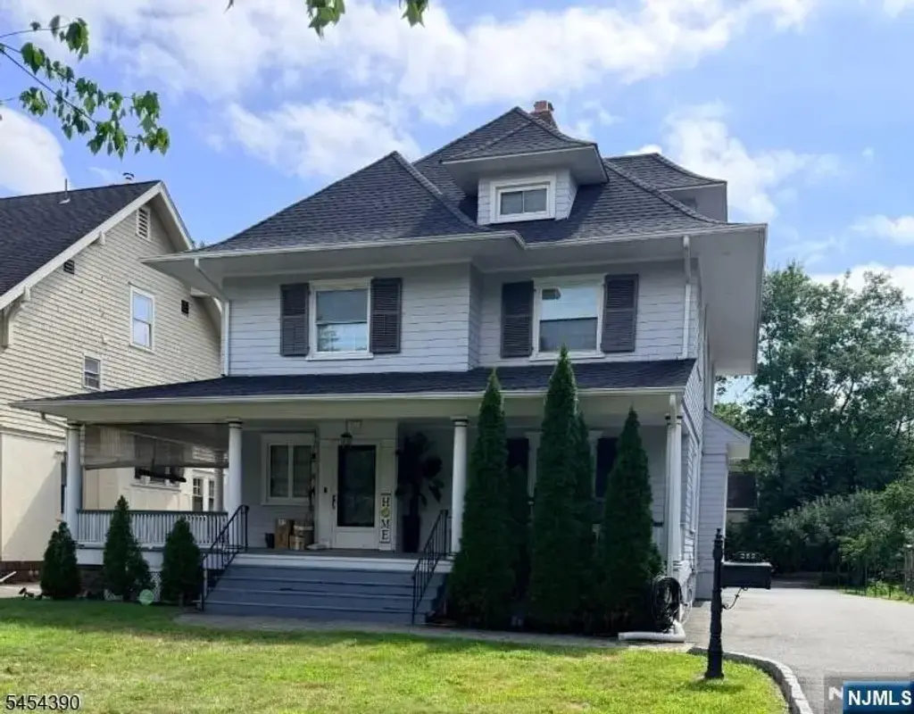 262 Claremont, Montclair